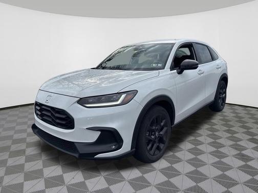 Platinum White Pearl 2023 Honda HR-V Sport