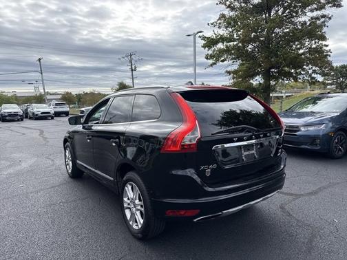 2016 Volvo XC60 T5 Premier
