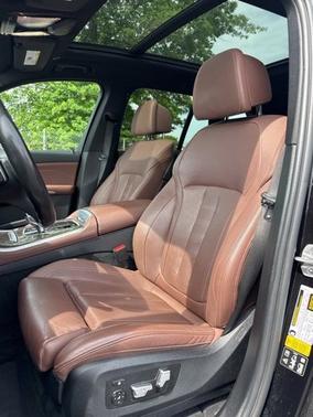 Black Sapphire Metallic 2022 BMW X5 xDrive40i