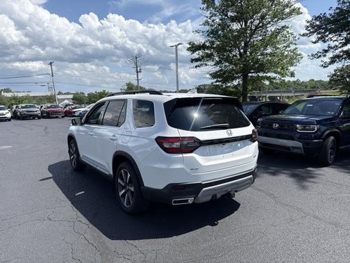 2025 Honda Pilot Elite