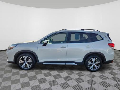 Crystal White Pearl 2020 Subaru Forester Touring