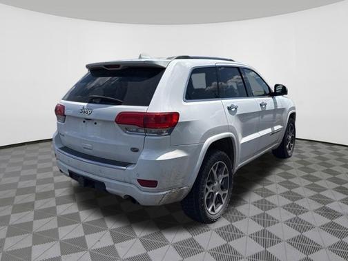 Bright White Clearcoat 2021 Jeep Grand Cherokee Overland