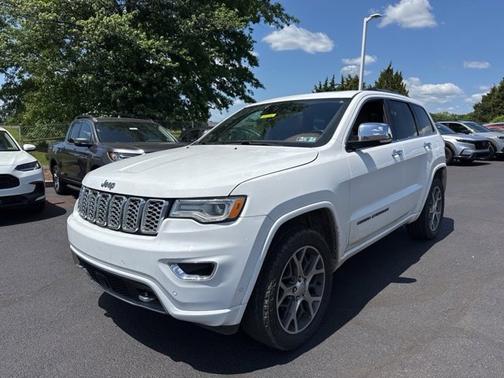 Bright White Clearcoat 2021 Jeep Grand Cherokee Overland