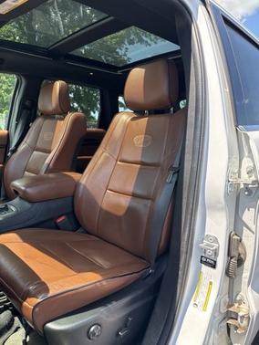 Bright White Clearcoat 2021 Jeep Grand Cherokee Overland