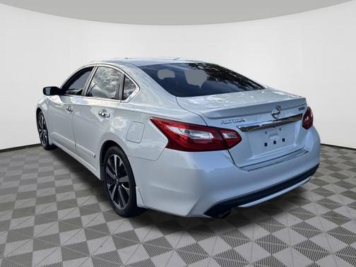 2016 Nissan Altima 3.5 SR