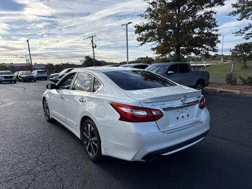 2016 Nissan Altima 3.5 SR