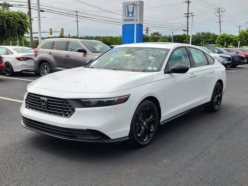 Platinum White Pearl 2025 Honda Accord SE