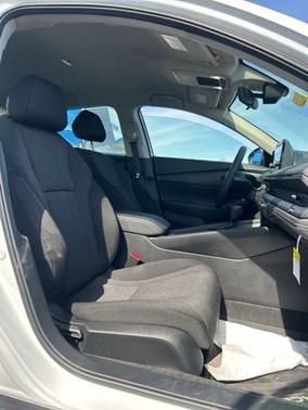 Platinum White Pearl 2025 Honda Accord LX