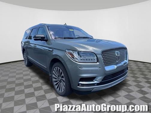 Jade Metallic 2019 Lincoln Navigator L Reserve