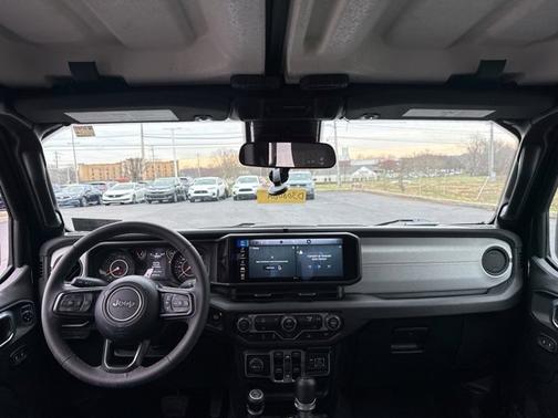 2024 Jeep Gladiator Sport S