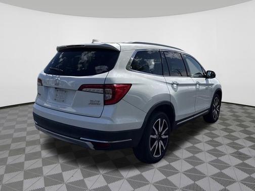 White Diamond Pearl 2019 Honda Pilot Elite