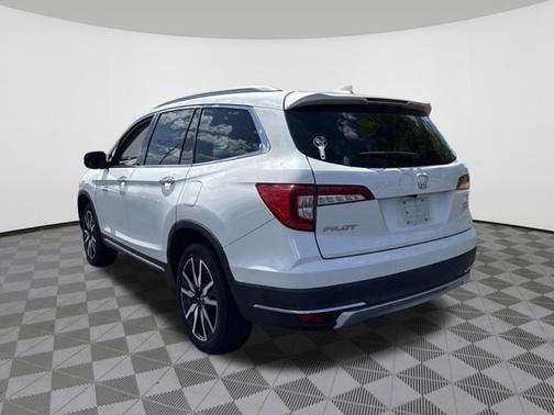 White Diamond Pearl 2019 Honda Pilot Elite