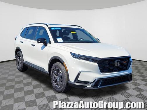 Platinum White Pearl 2026 Honda CR-V Hybrid TrailSport