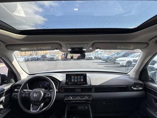 2023 Honda Pilot Elite