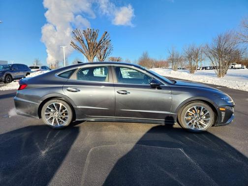 2023 Hyundai SONATA Limited