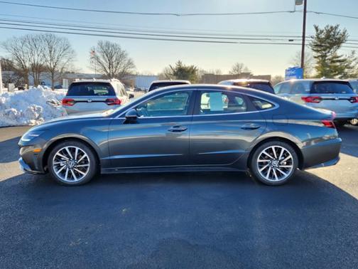 2023 Hyundai SONATA Limited