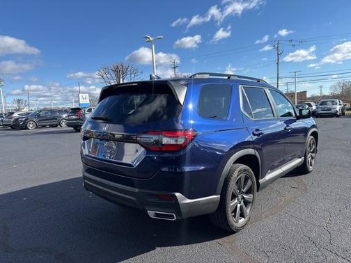 2023 Honda Pilot Sport