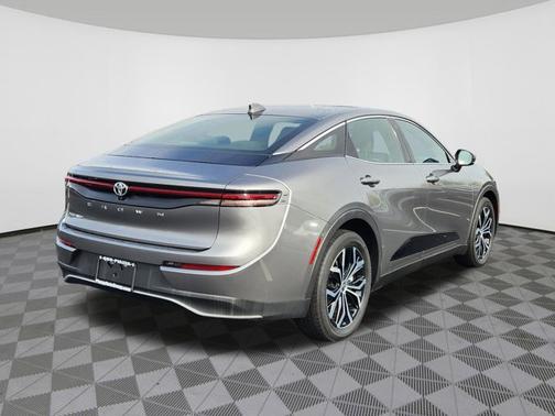 2024 Toyota Crown XLE