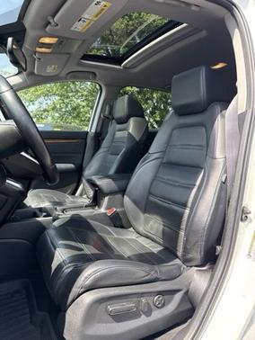 White Diamond Pearl 2017 Honda CR-V Touring