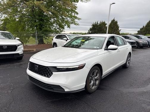 Platinum White Pearl 2024 Honda Accord EX