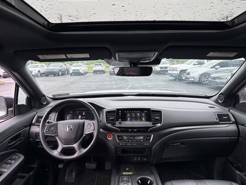 Platinum White Pearl 2024 Honda Passport TrailSport