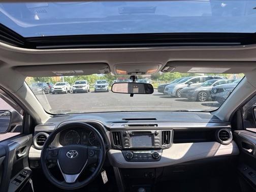 Magnetic Gray Metallic 2016 Toyota RAV4 XLE