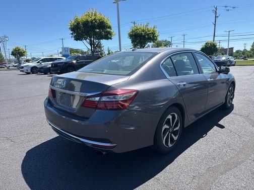 Modern Steel Metallic 2017 Honda Accord EX