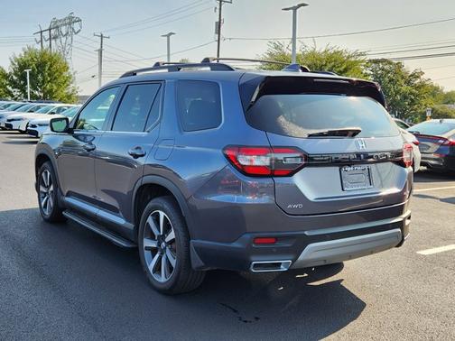 2023 Honda Pilot Elite