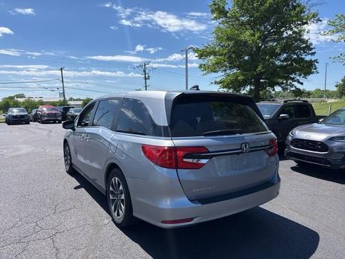 Lunar Silver Metallic 2024 Honda Odyssey EX-L