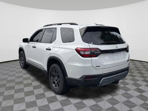 2023 Honda Pilot TrailSport
