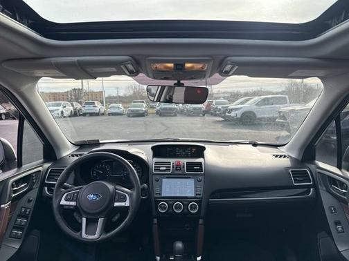 2017 Subaru Forester 2.5i Touring