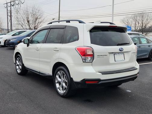 2017 Subaru Forester 2.5i Touring
