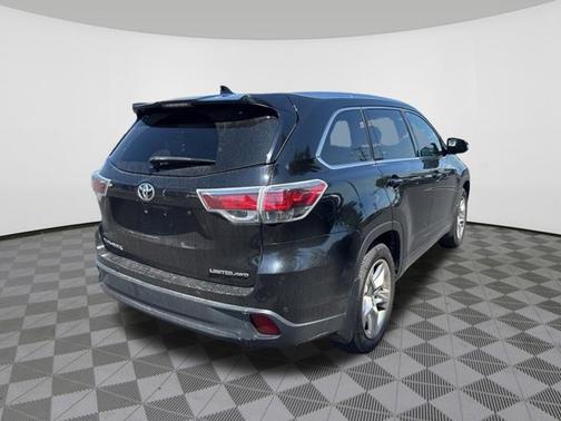 Midnight Black Metallic 2016 Toyota Highlander Limited Platinum