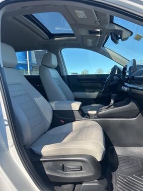 Platinum White Pearl 2026 Honda CR-V EX-L