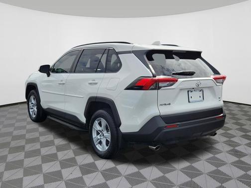 Super White 2019 Toyota RAV4 XLE
