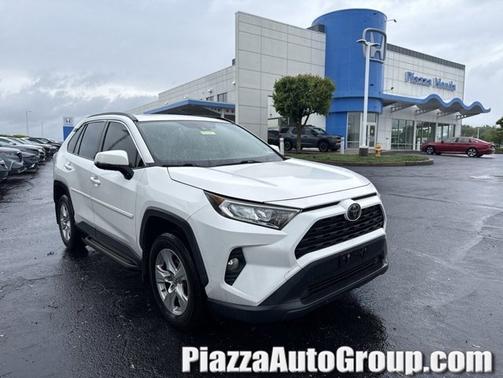 Super White 2019 Toyota RAV4 XLE