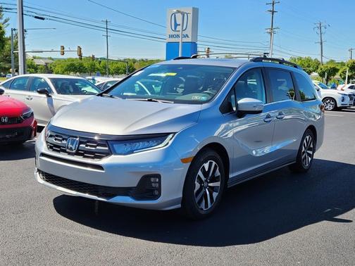 Solar Silver Metallic 2026 Honda Odyssey EX-L