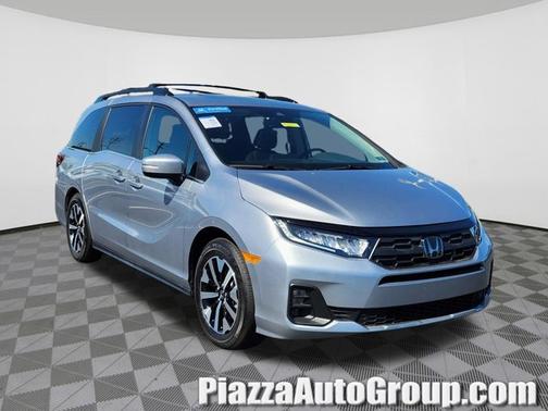 Solar Silver Metallic 2026 Honda Odyssey EX-L
