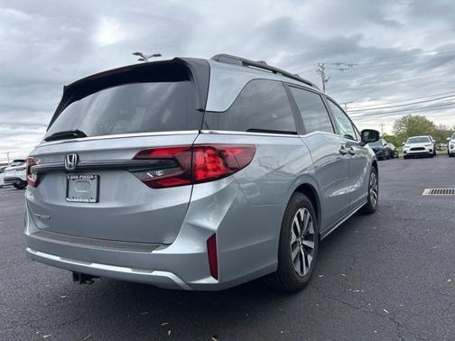 Solar Silver Metallic 2026 Honda Odyssey EX-L