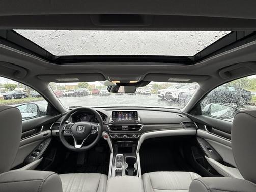 Lunar Silver Metallic 2018 Honda Accord EX-L 2.0T
