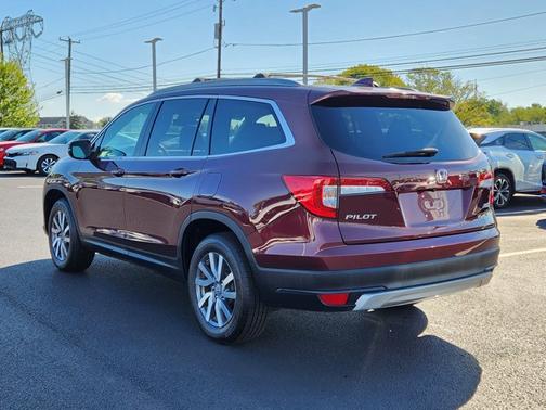 Deep Scarlet Pearl 2021 Honda Pilot EX-L