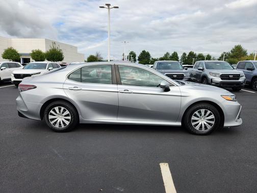 Celestial Silver Metallic 2022 Toyota Camry LE