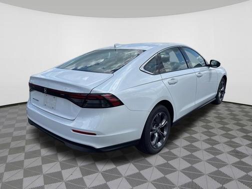 Platinum White Pearl 2023 Honda Accord EX