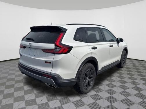 Platinum White Pearl 2026 Honda CR-V Hybrid TrailSport