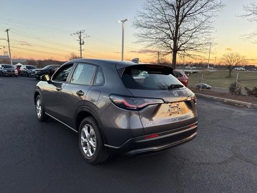 2025 Honda HR-V LX