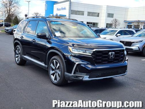 Crystal Black Pearl 2023 Honda Pilot Elite