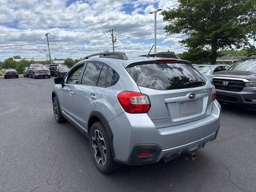 Ice Silver Metallic 2016 Subaru Crosstrek 2.0i