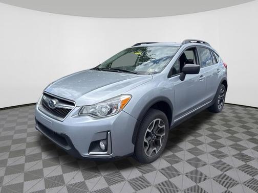 Ice Silver Metallic 2016 Subaru Crosstrek 2.0i