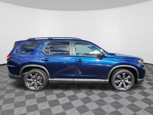 Obsidian Blue Pearl 2023 Honda Pilot Sport