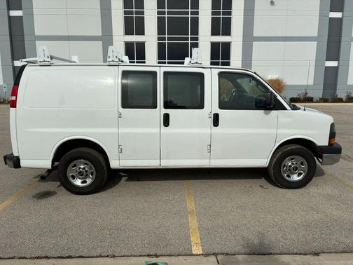 2016 GMC Savana 2500 Work Van
